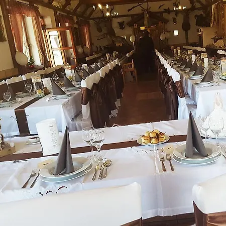 住宿加早餐酒店 Kemences Fogado 2*