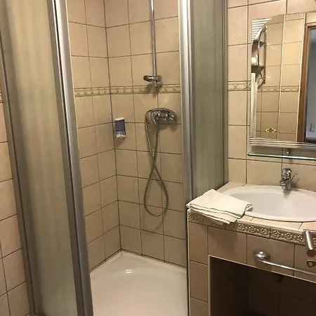 Kemences Fogado 住宿加早餐酒店